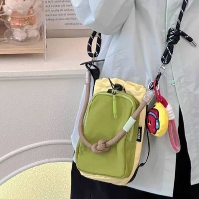 包轻便简约包包女2025新款休闲单肩旅行手提水杯包小型女包斜挎包