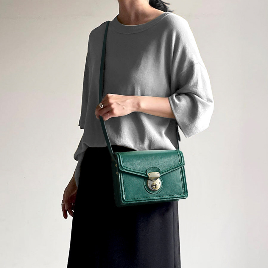 牧石皮艺手工定制斜跨包女小众设计包包真皮盒子包轻奢小方包原创,箱包皮具/热销女包/男包,小方包,淘宝优惠券,粉丝福利购,淘宝优惠卷