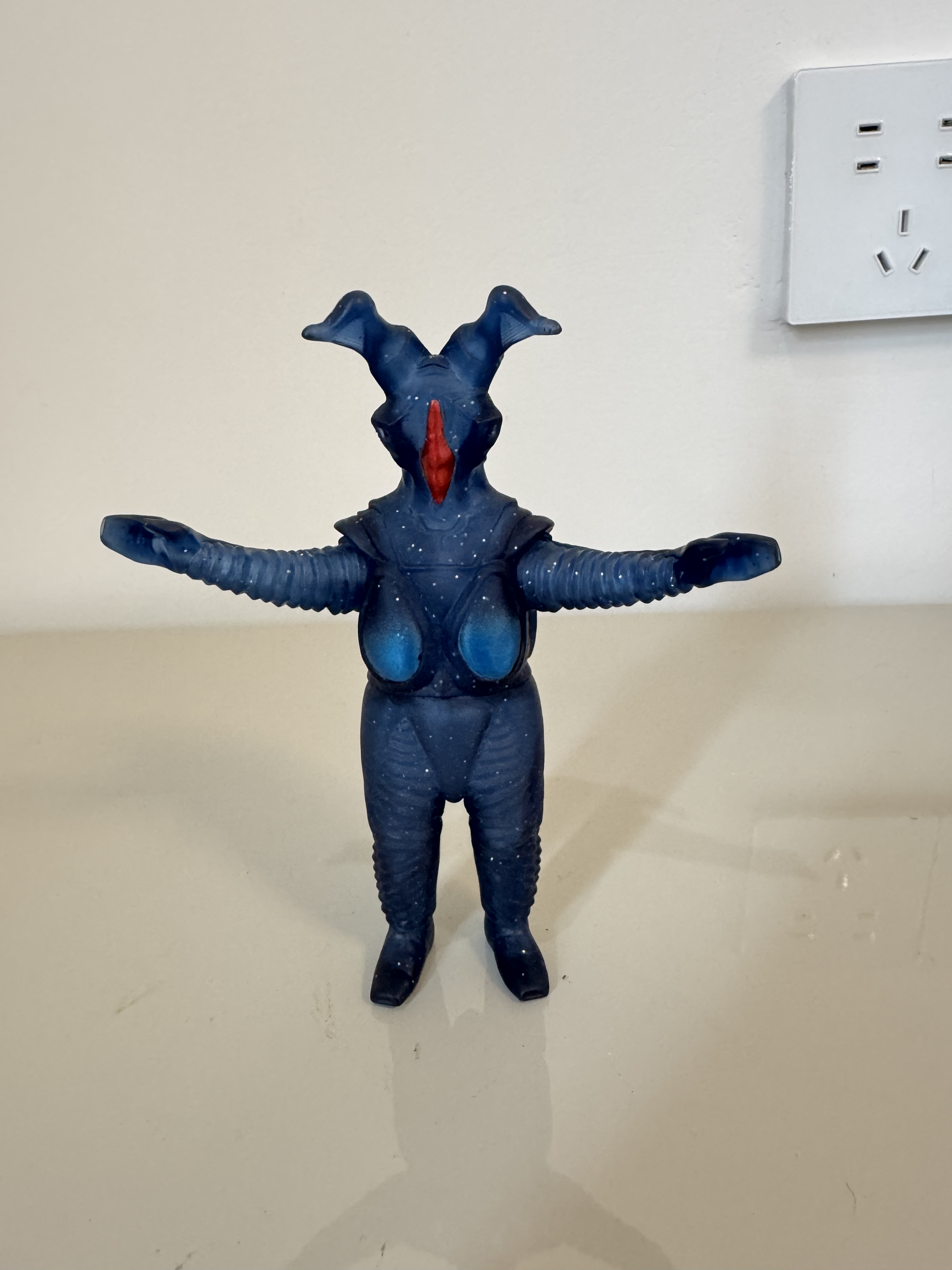 万代 日版 光之魔王兽魔格杰顿玛伽芝顿透明奥特曼怪兽软胶 14cm