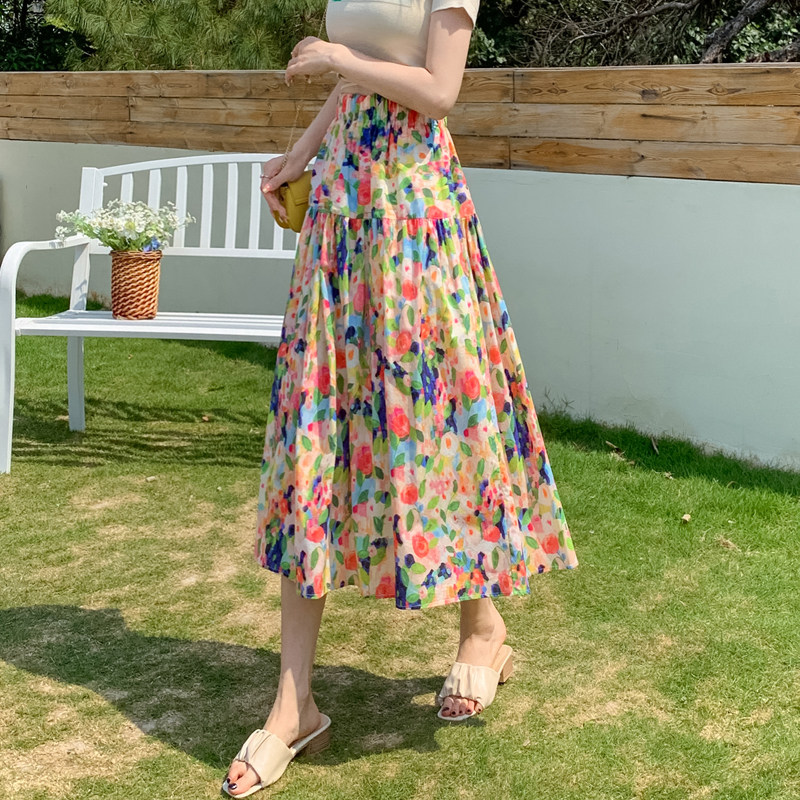 油画印花半身裙女春夏2025新款小个子高腰蛋糕裙中长款碎花a字裙