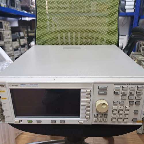 众桦E4438C-6G，带选件602,UN7,UNB,U议价