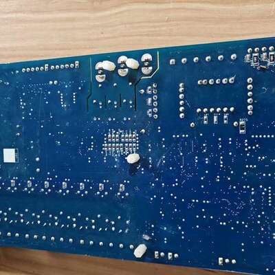 众桦carrier离心机控制模块CEBD430259-12-RA议价
