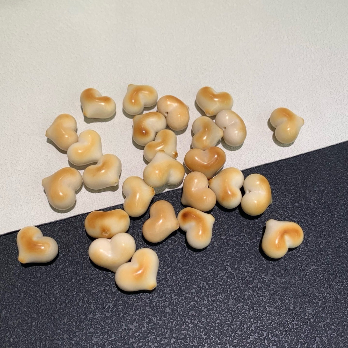 小红书同款象牙果屁桃爱心配件通孔文玩佛珠手串项件配饰猴头配珠