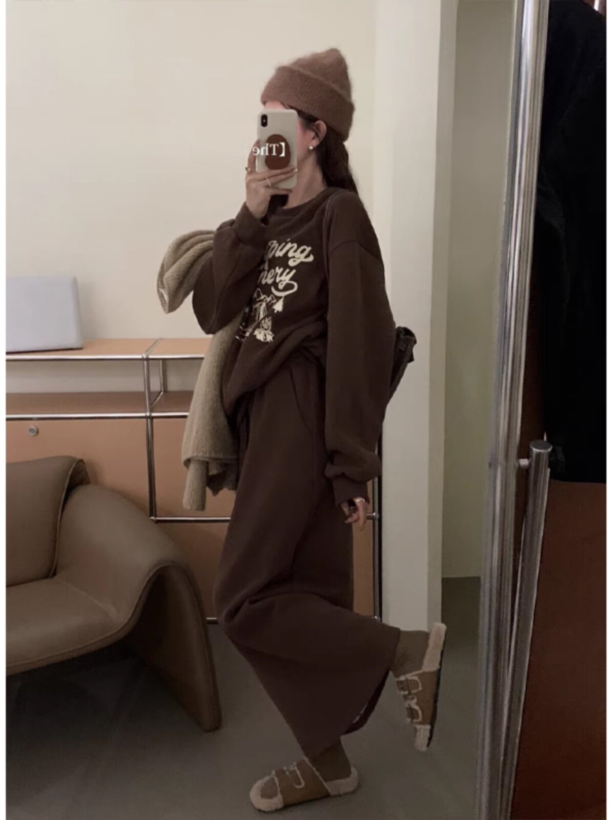 한국식 임부복 초봄 가을 패셔너블한 메일라드 프린트 풀오버 플러스 벨벳 스웨트셔츠+스커트 투피스 세트