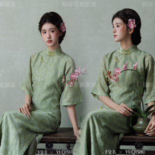 影楼春日新款东方美学绿色中式中国复古旗袍肖像写真艺术服装