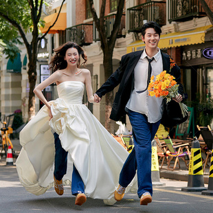 写真拍照礼服摄影外景旅拍抹胸婚纱 情侣时尚 展会新款 影楼主题服装