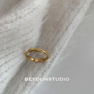 ZUORAN【星芒】轻奢精致八芒星波浪设计钛钢金色时尚气质戒指RF28