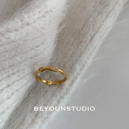 ZUORAN【星芒】轻奢精致八芒星波浪设计钛钢金色时尚气质戒指RF28