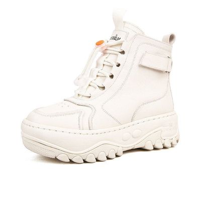 真皮毛一体高帮雪地靴羊毛运动