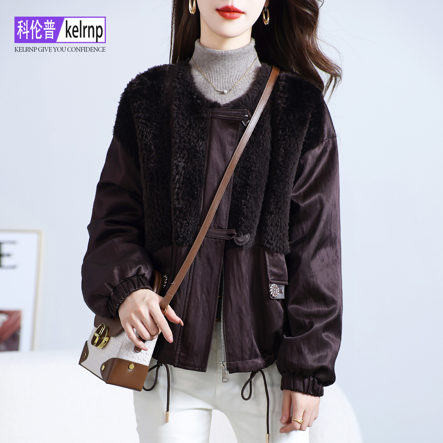 正品牌保暖鹅绒羽绒服真皮草外套