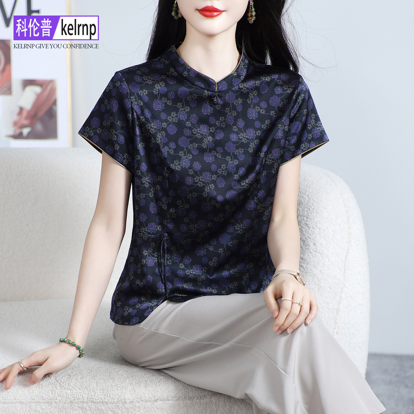 妈妈温柔螺纹缎印花桑蚕丝上衣
