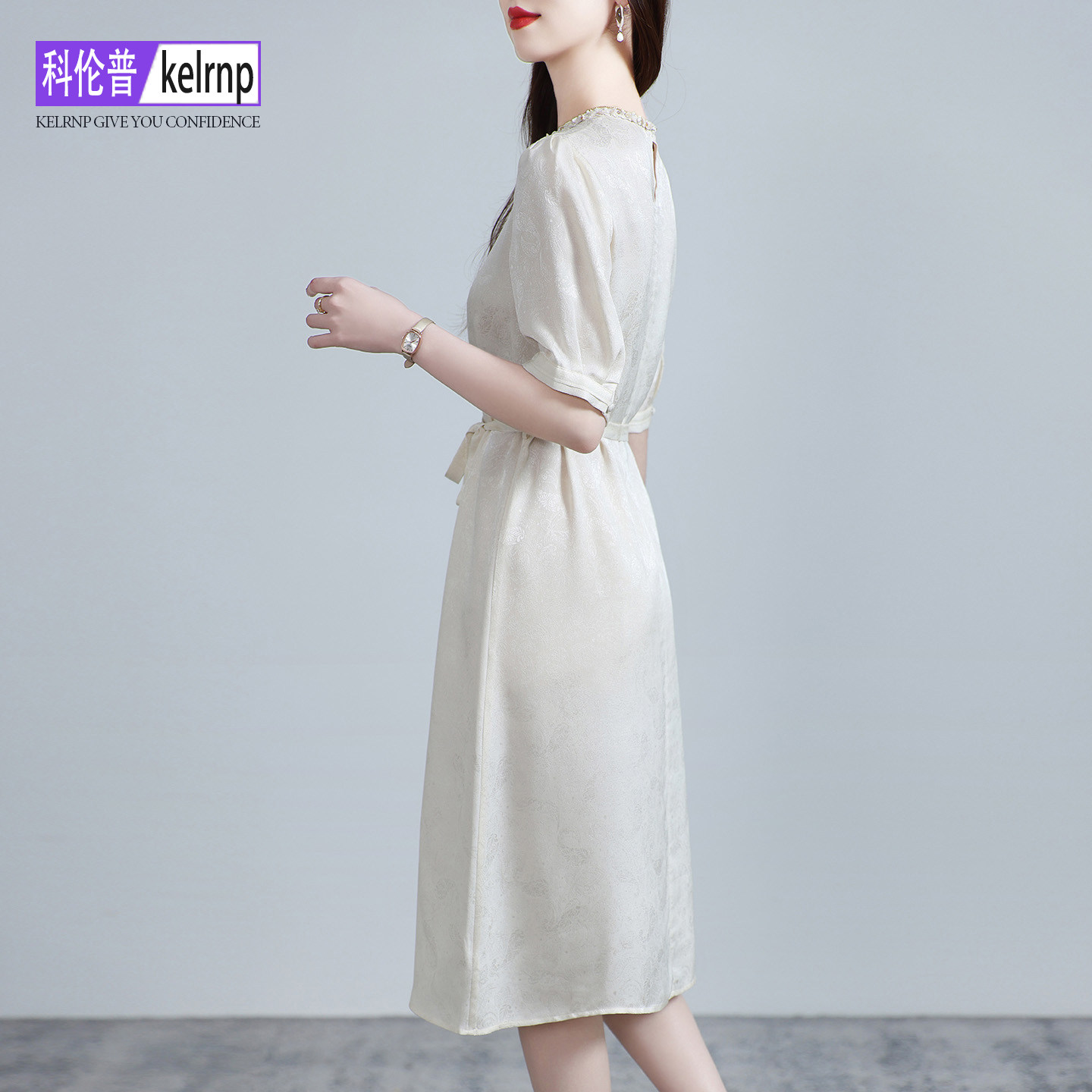 提花桑蚕丝绸缎重磅真丝连衣裙女