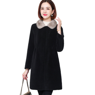 羊剪绒大衣女新款2025冬中长水貂毛领显瘦简约颗粒羊羔毛皮草外套