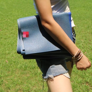 台湾产微瑕疵不掉渣manduka青蛙超薄可折叠1.5mm天然橡胶瑜伽垫