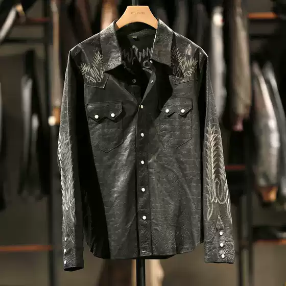 Heavy-Duty Embroidery with Intricate Patterns, American-Style Western Cowboy Shirt, Enzyme-Washed, Lightweight, Made from Bengali Tea Core Lambskin