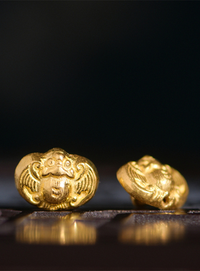 手工錾刻古法黄金蝙蝠福来到扣头