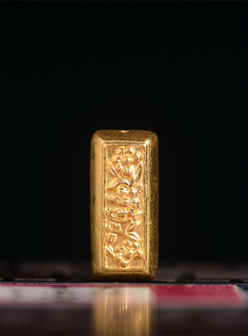 手工錾刻古法黄金梅花方形隔珠