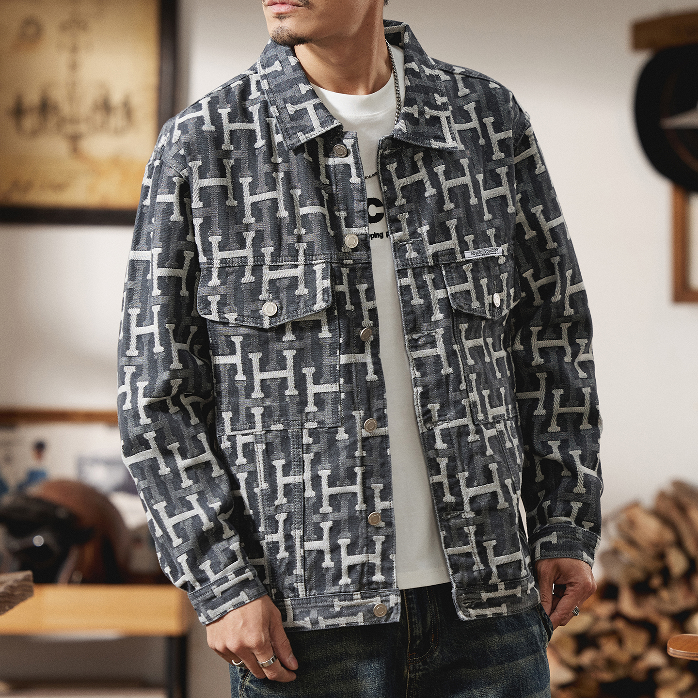 2025春秋新款潮牌牛仔外套男宽松花色字母印花个性长袖夹克男休闲