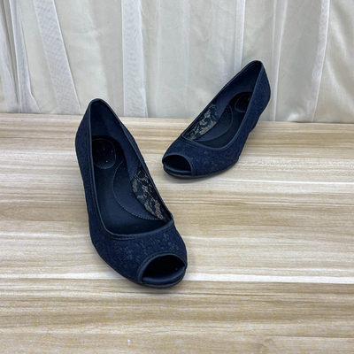 单网面鱼嘴坡跟单鞋透气镂空简约