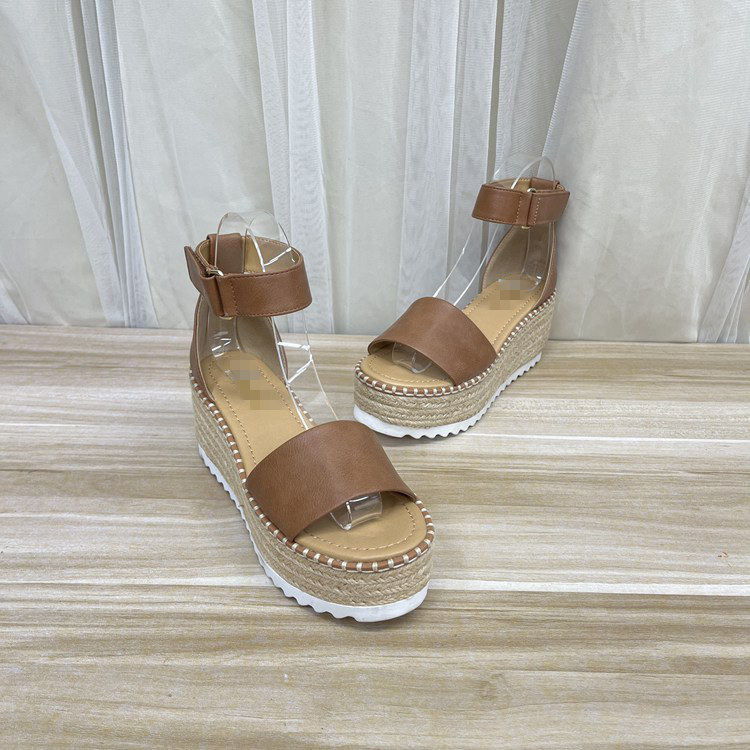 外贸原单女鞋圆头纯色松糕底厚底坡跟时尚百搭日常一字扣时装凉鞋,女鞋,罗马凉鞋,淘宝优惠券,粉丝福利购,淘宝优惠卷