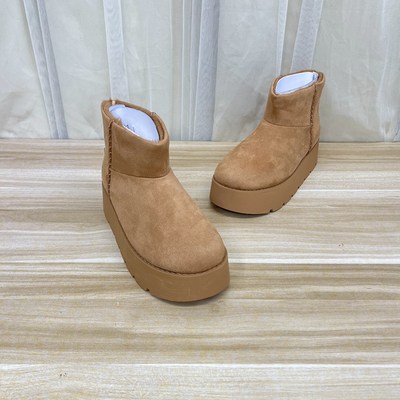 经典款圆头厚底增高面包鞋雪地靴