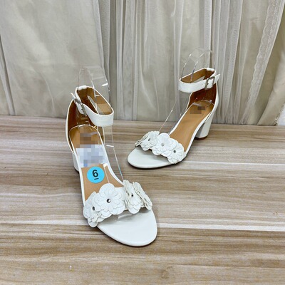 圆头纯色一字带粗跟百搭时装凉鞋