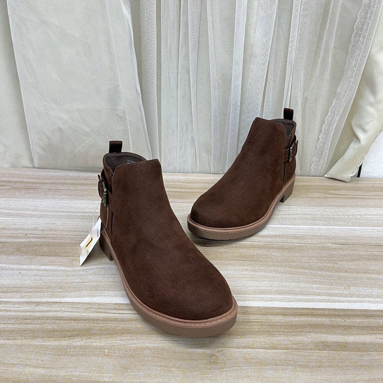 圆头粗跟侧拉链皮带扣短靴踝靴