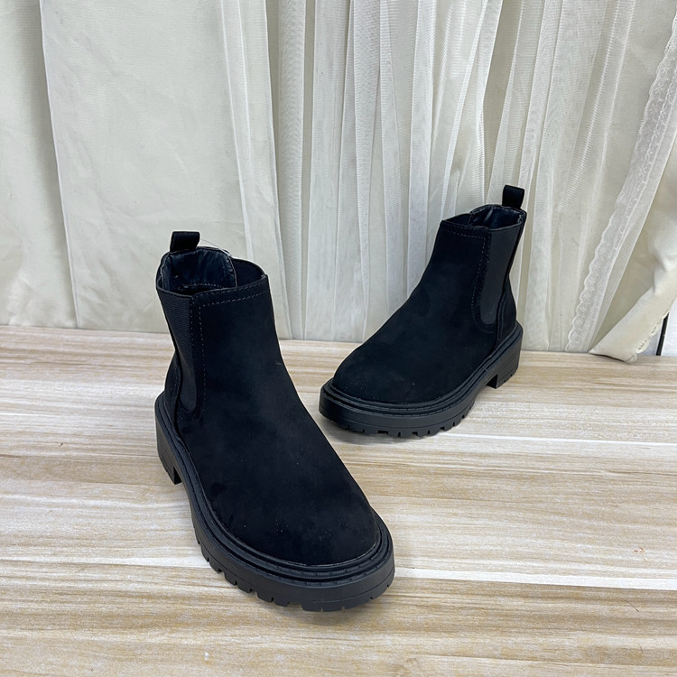 圆头纯色粗跟厚底时装套筒短靴