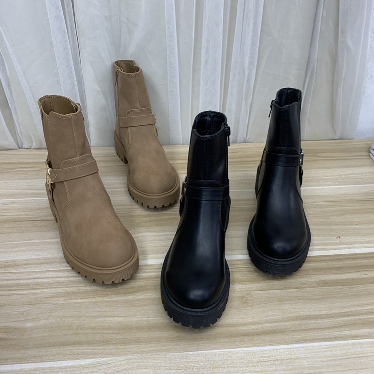 侧拉链金属扣装饰舒适百搭短靴