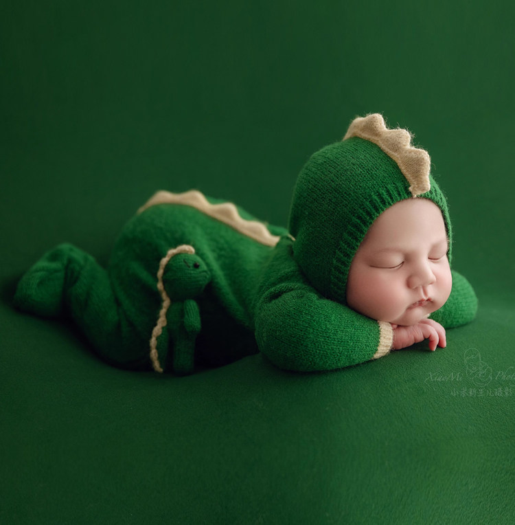 婴儿小恐龙卡通造型拍照服装宝宝连体衣服呆萌套装新生儿摄影道具