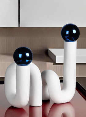 现代简约民宿蓝色球几何弯曲摆设