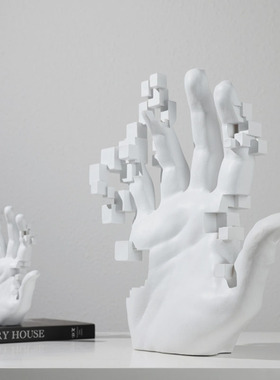 科技感抽象人物手摆件装饰品