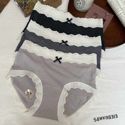 中腰羊毛蕾丝内裤亲肤透气棉底裆