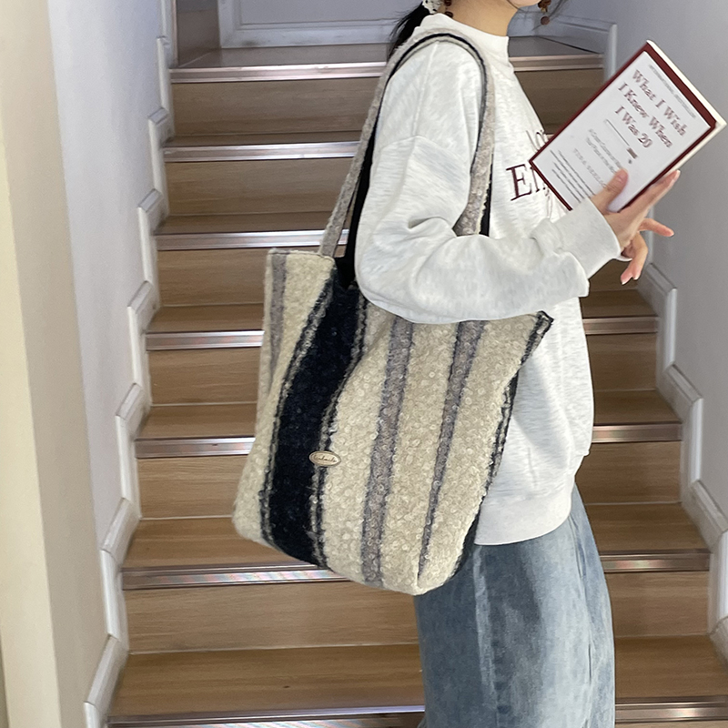 洋气千鸟格帆布大容量托特包