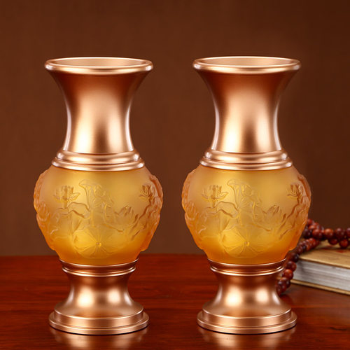 佛堂供奉观音客厅琉璃花瓶