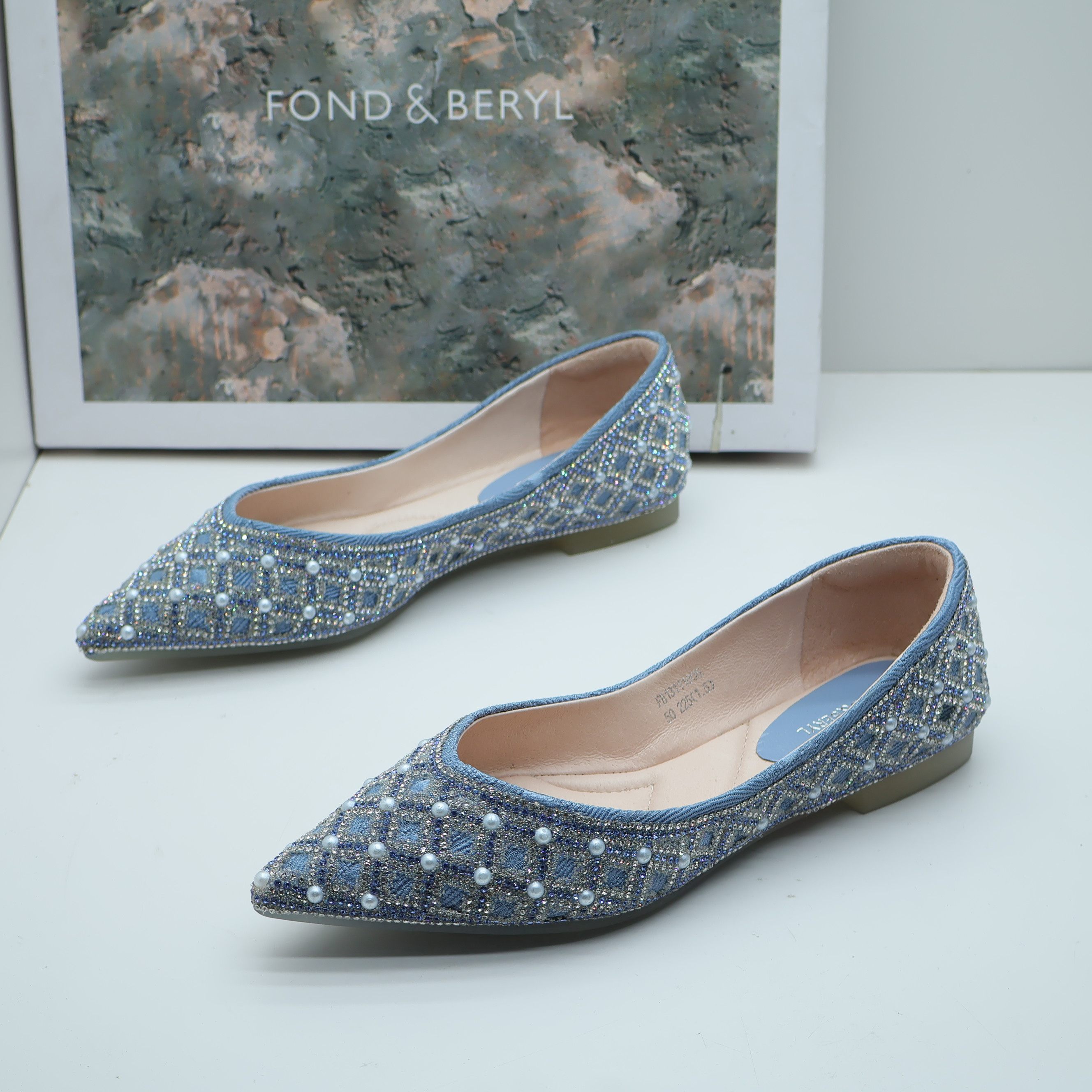 Fondberyl菲伯丽尔撤柜春尖头平底通勤一脚蹬水钻浅口甜美女单鞋,女鞋,浅口单鞋,淘宝优惠券,粉丝福利购,淘宝优惠卷