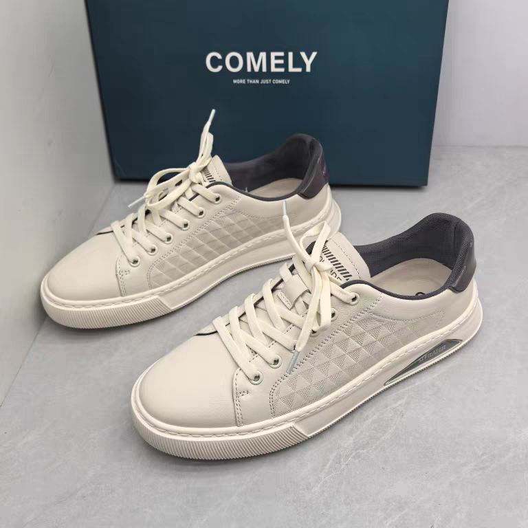 comedy/康莉撤柜断码秋季真皮圆头厚底男士休闲运动鞋时尚小白鞋