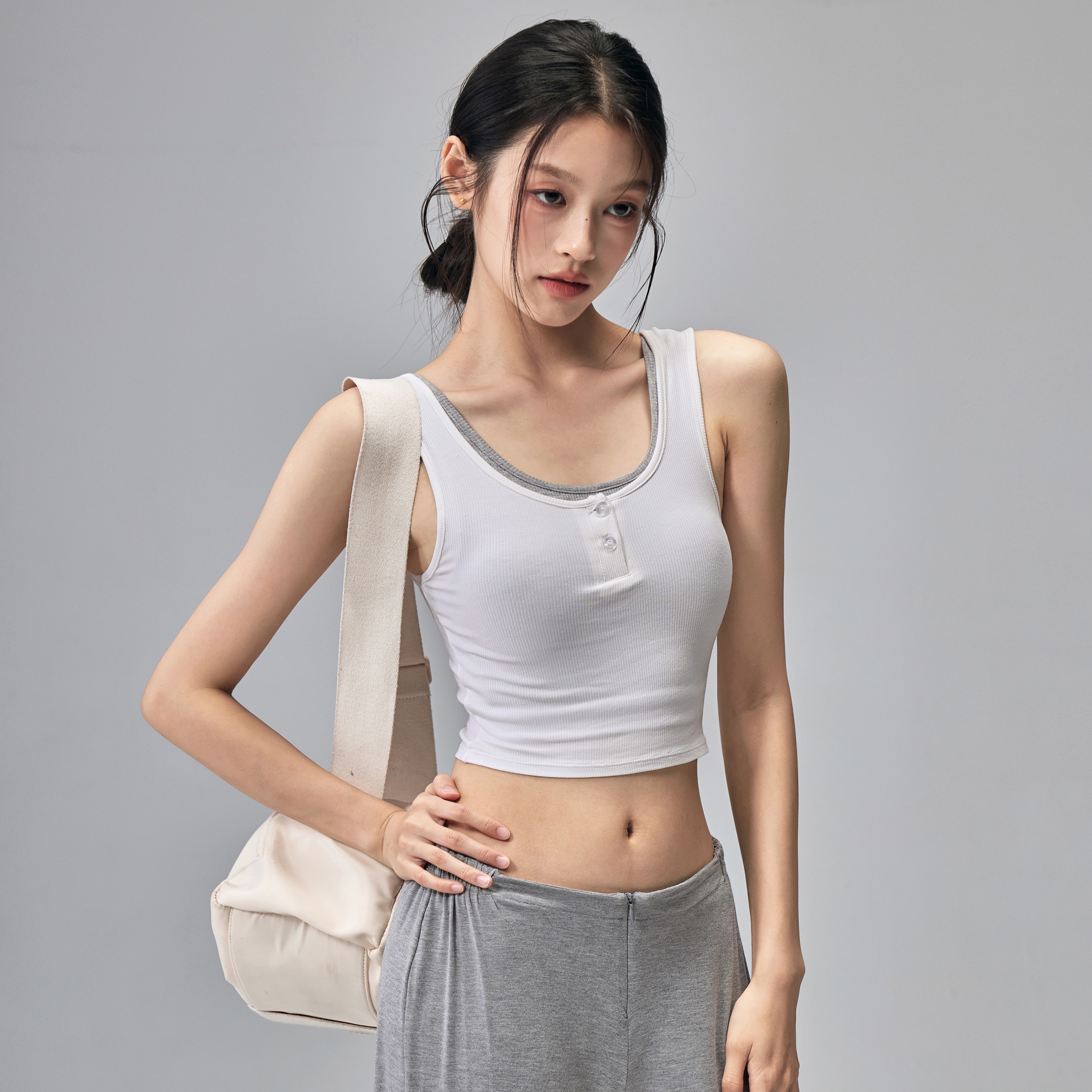 瑜伽服背心女带胸垫防震跑步运动