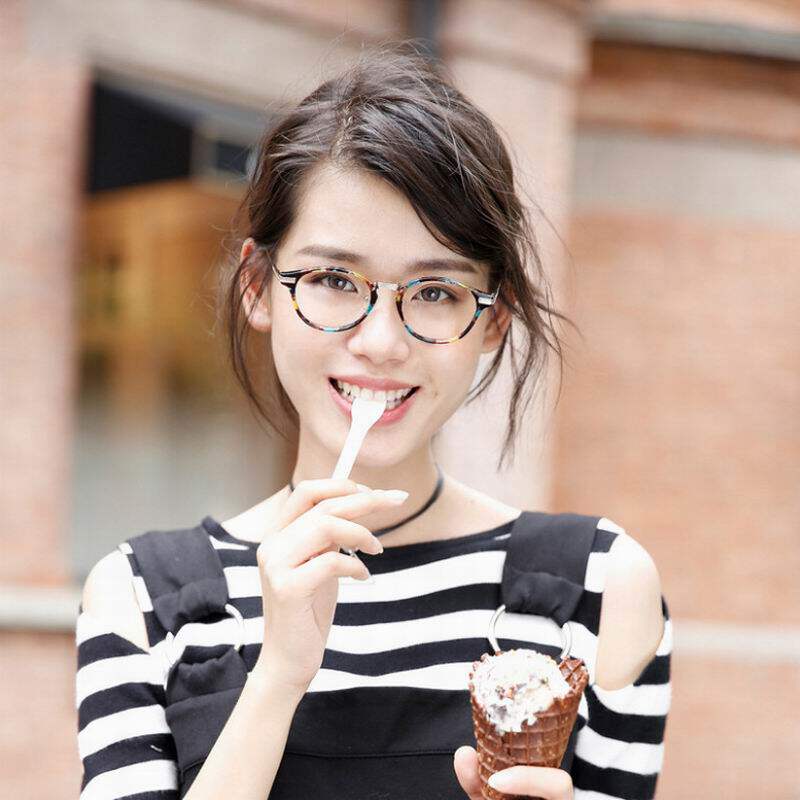 潮流女时尚椭圆眼镜框tr90舒适