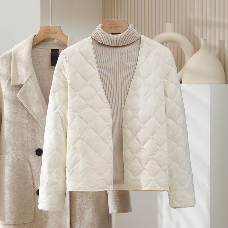 短款轻薄羽绒内胆V领轻盈保暖