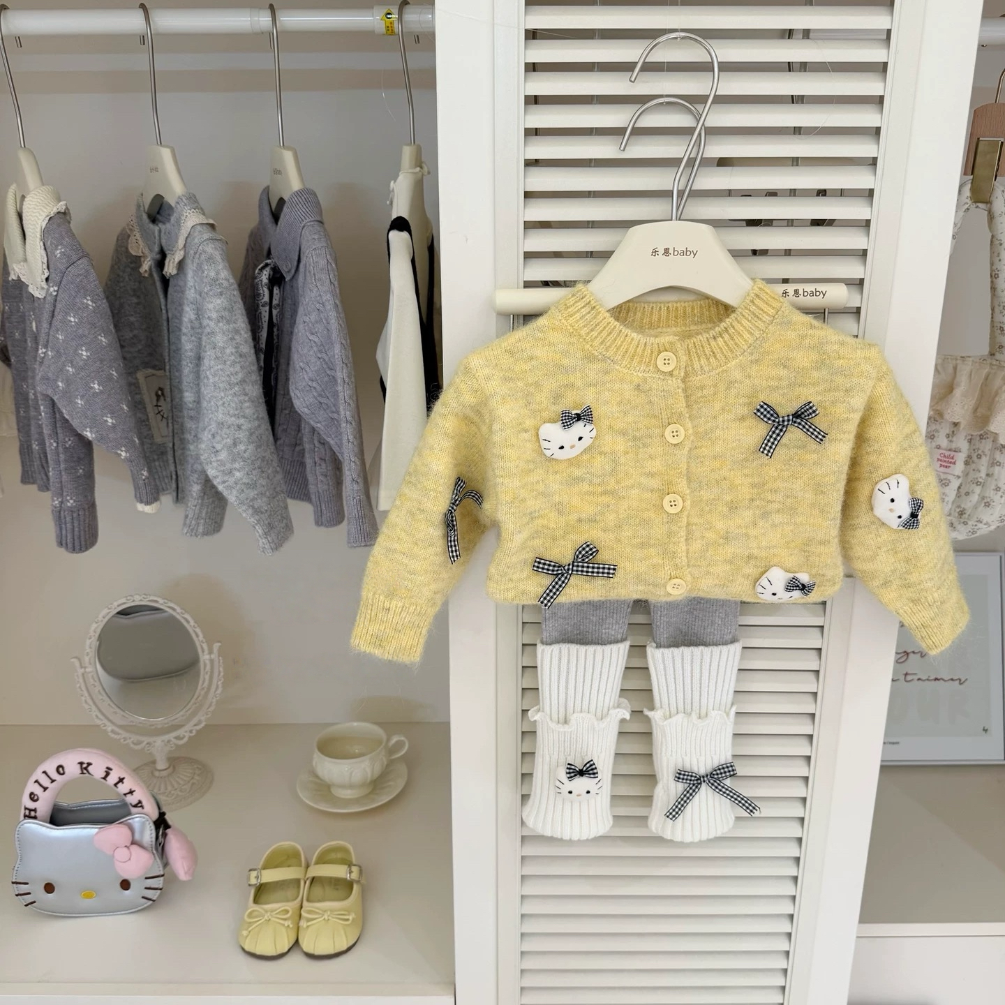 【现货】女宝韩版2025秋季新款甜美可爱卡通猫针织开衫灰色针织裤