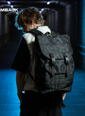COMBACK新款男士国潮大容量FIDLOCK磁力扣款双肩包大学生休闲背包