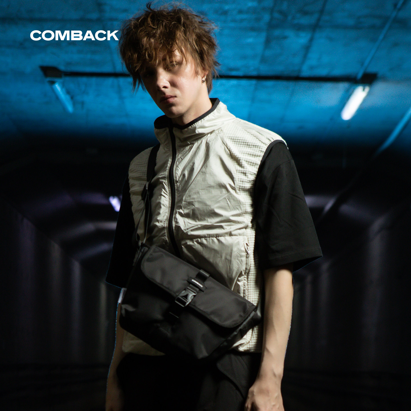 COMBACK新款潮流时尚百搭简约男休闲邮差包单肩斜挎包