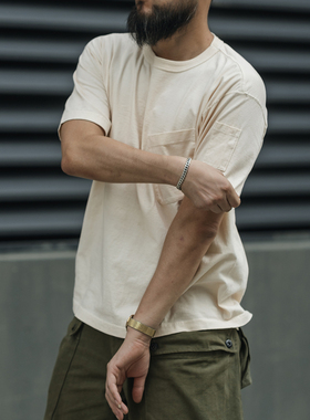 恶犬BRONOSN强捻新疆棉圆筒无侧缝小领纯色口袋Tee短袖宽松T恤衫