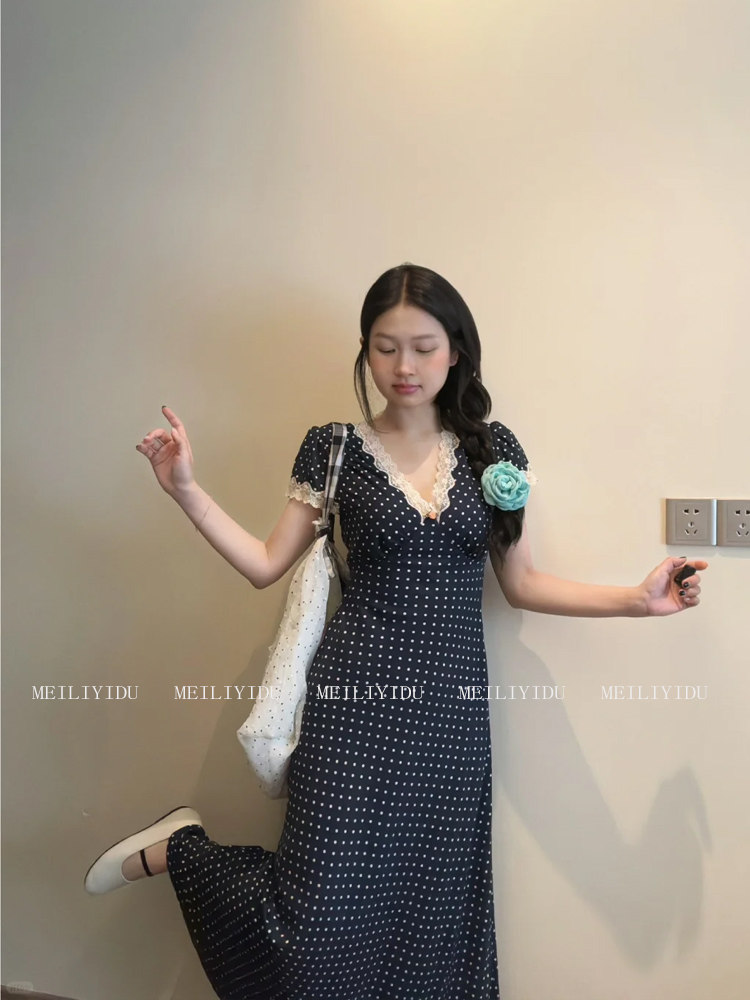 OMG! French Chic Plus Size Polka Dot Dress Find – So Flattering! - Product image 3