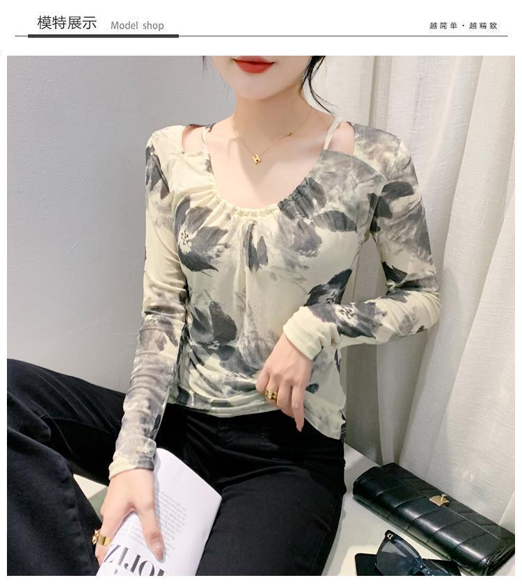 性感镂空V领网纱T恤女长袖秋冬欧货设计感褶皱上衣修身内搭打底衫