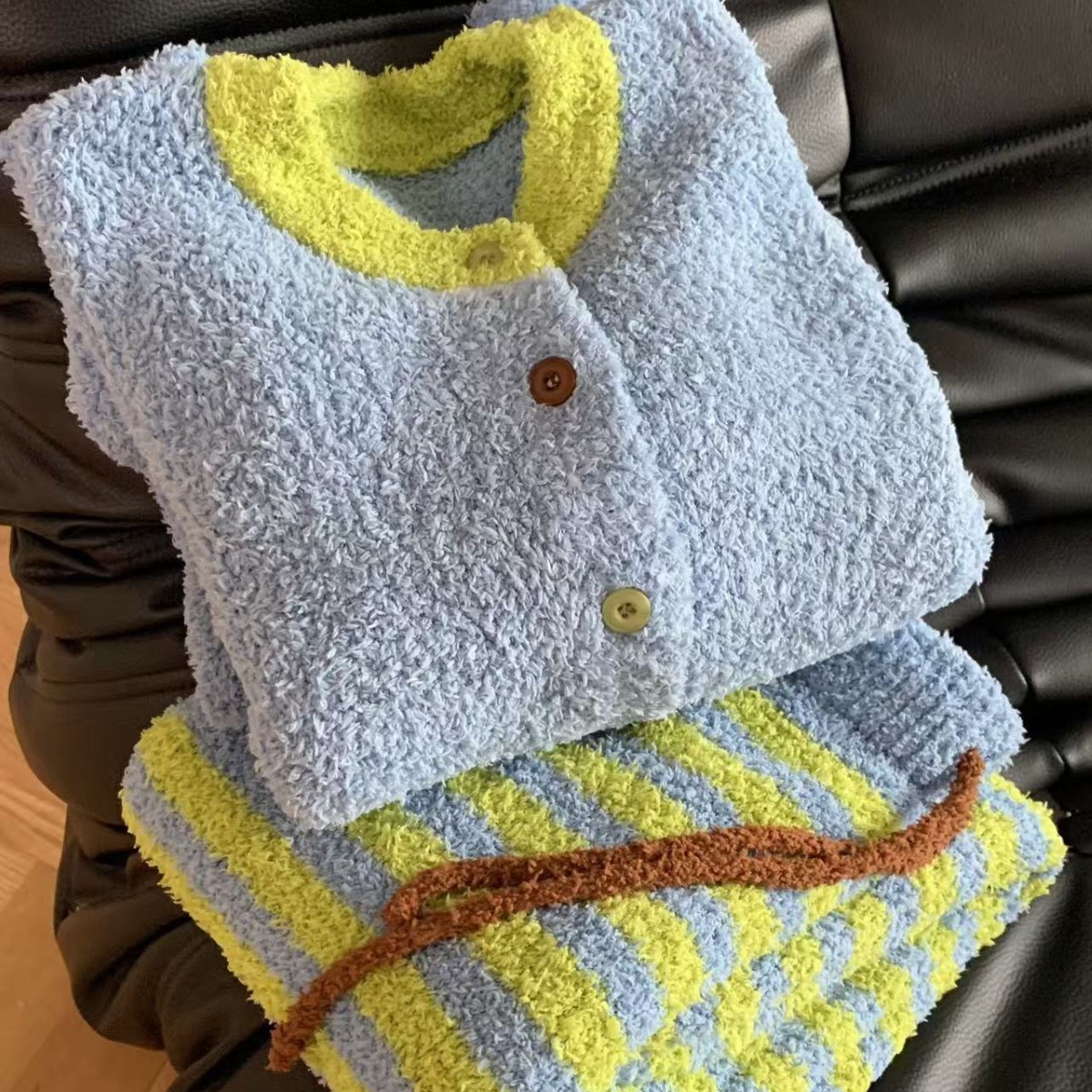 侘町2025新款韩系甜美撞色条纹半边绒睡衣女秋冬季加厚保暖家居服