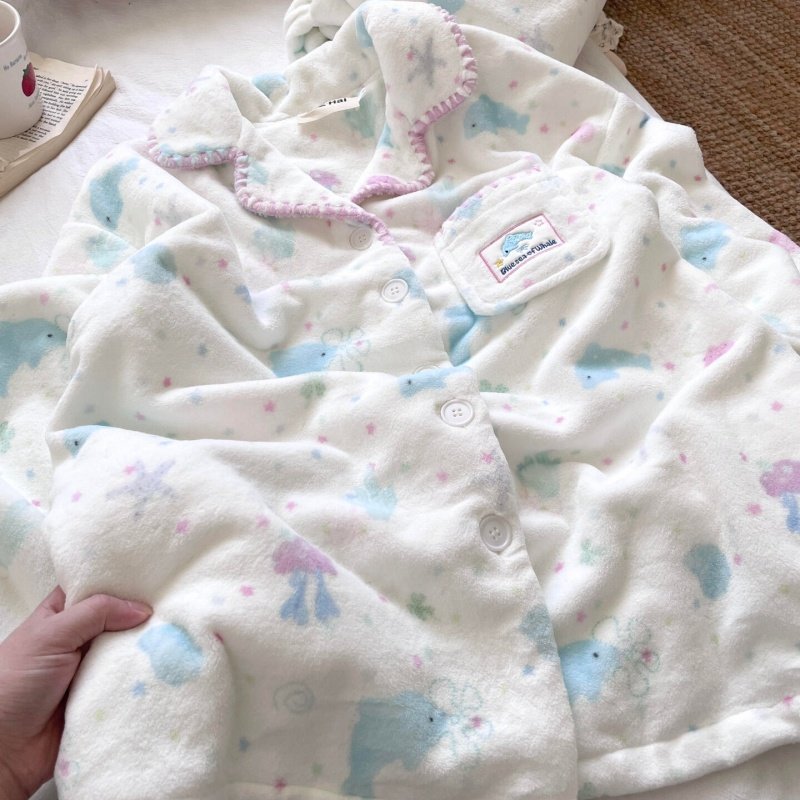 侘町冬季法兰绒睡衣女2025新款星星水母可外穿开衫保暖加厚家居服