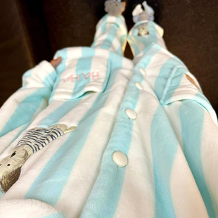 加绒加厚家居服冬季 侘町2024年蓝白小狗条纹法兰绒睡衣女秋冬款