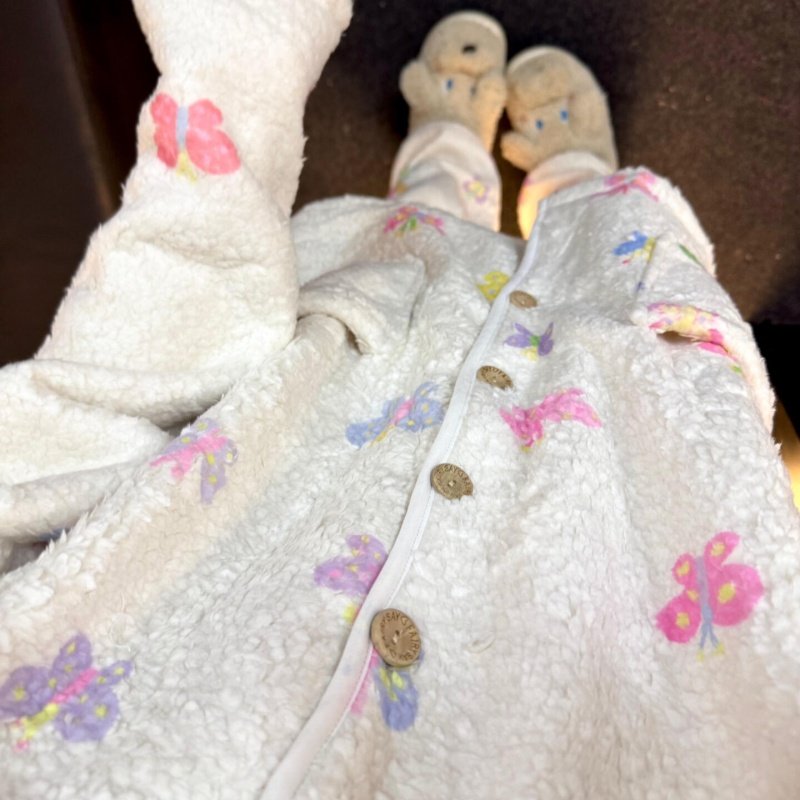 侘町睡衣女2025新款冬季羊羔绒彩色蝴蝶可爱开衫可外穿家居服套装